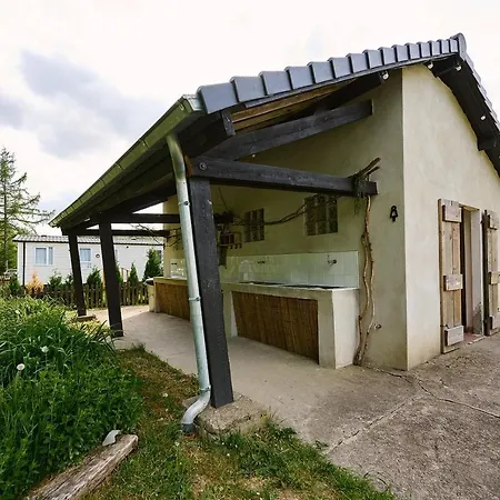 Tipi Tent Aan De Grens Luxemburg *